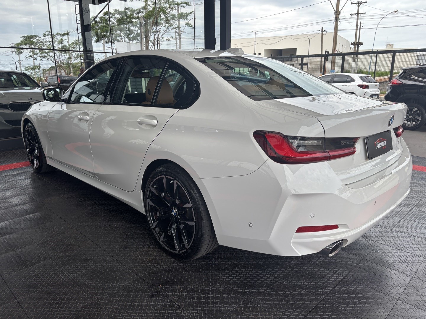 BMW 320i 2.0 16V Turbo Flex GP Automático — foto 11 de 13