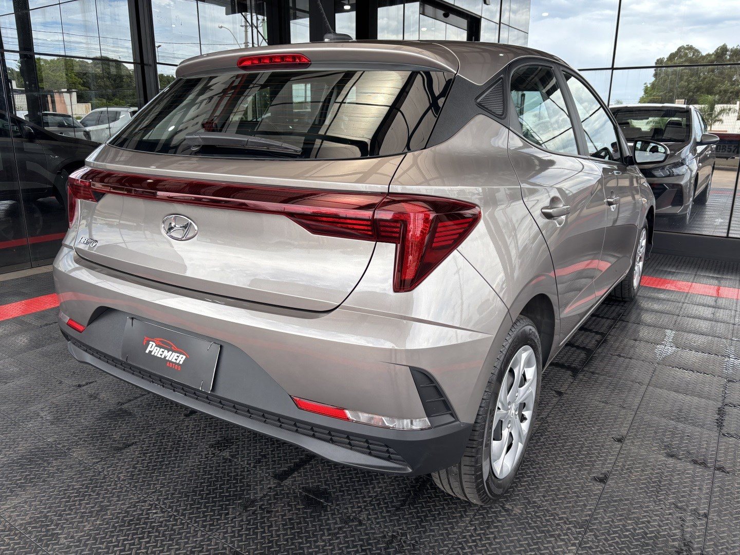 Hyundai HB20 1.0 12V Flex Comfort Manual — foto 9 de 13