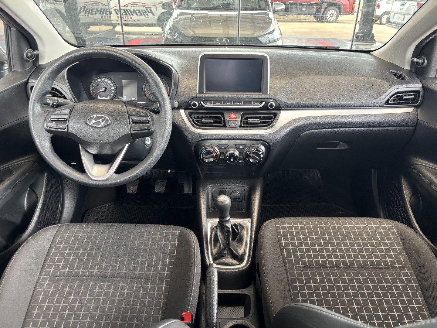 Hyundai HB20 1.0 12V Flex Comfort Manual — foto 7 de 13