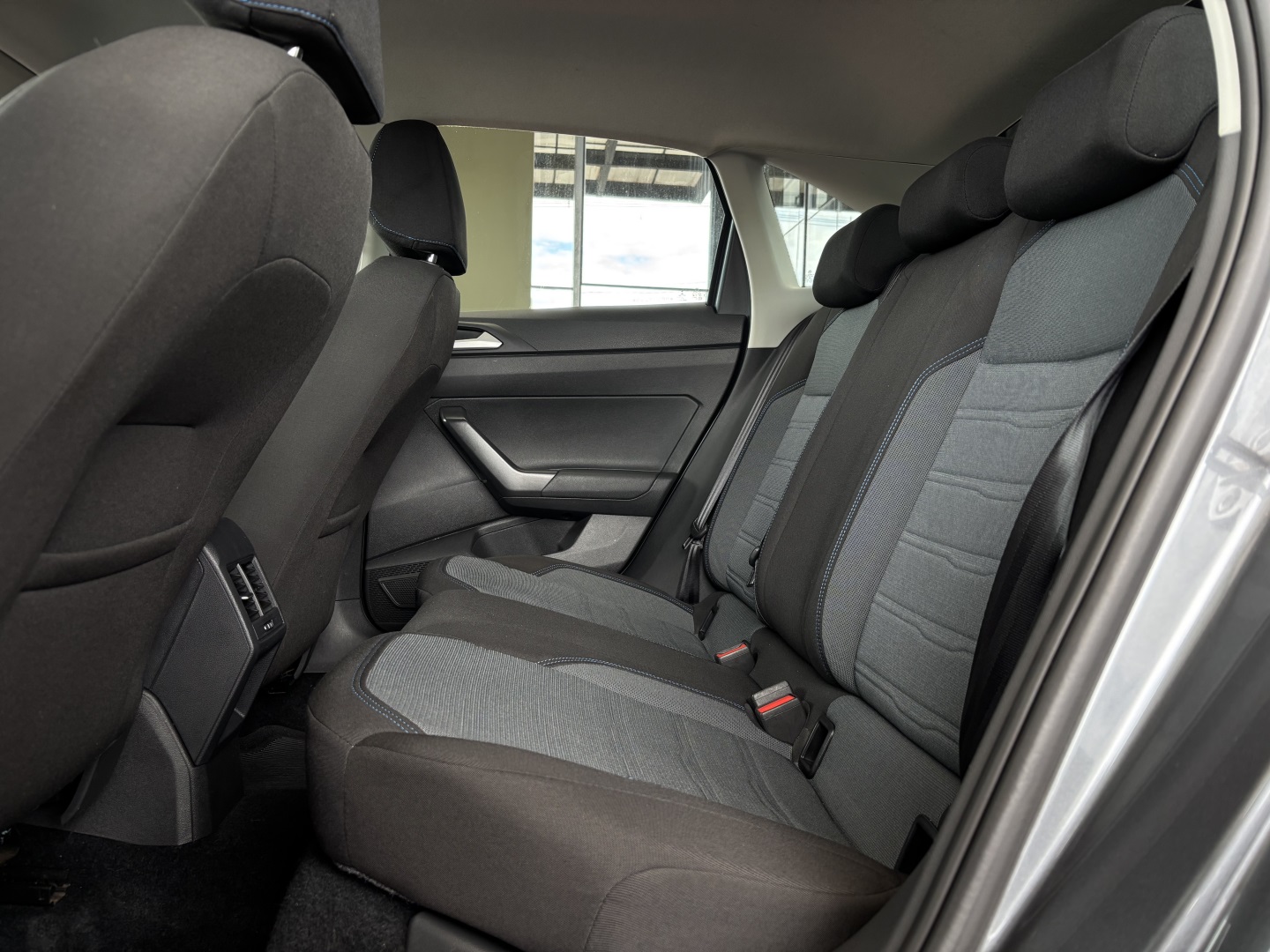 Volkswagen Nivus 1.0 200 TSI Total Flex Comfortline Automático — foto 6 de 12