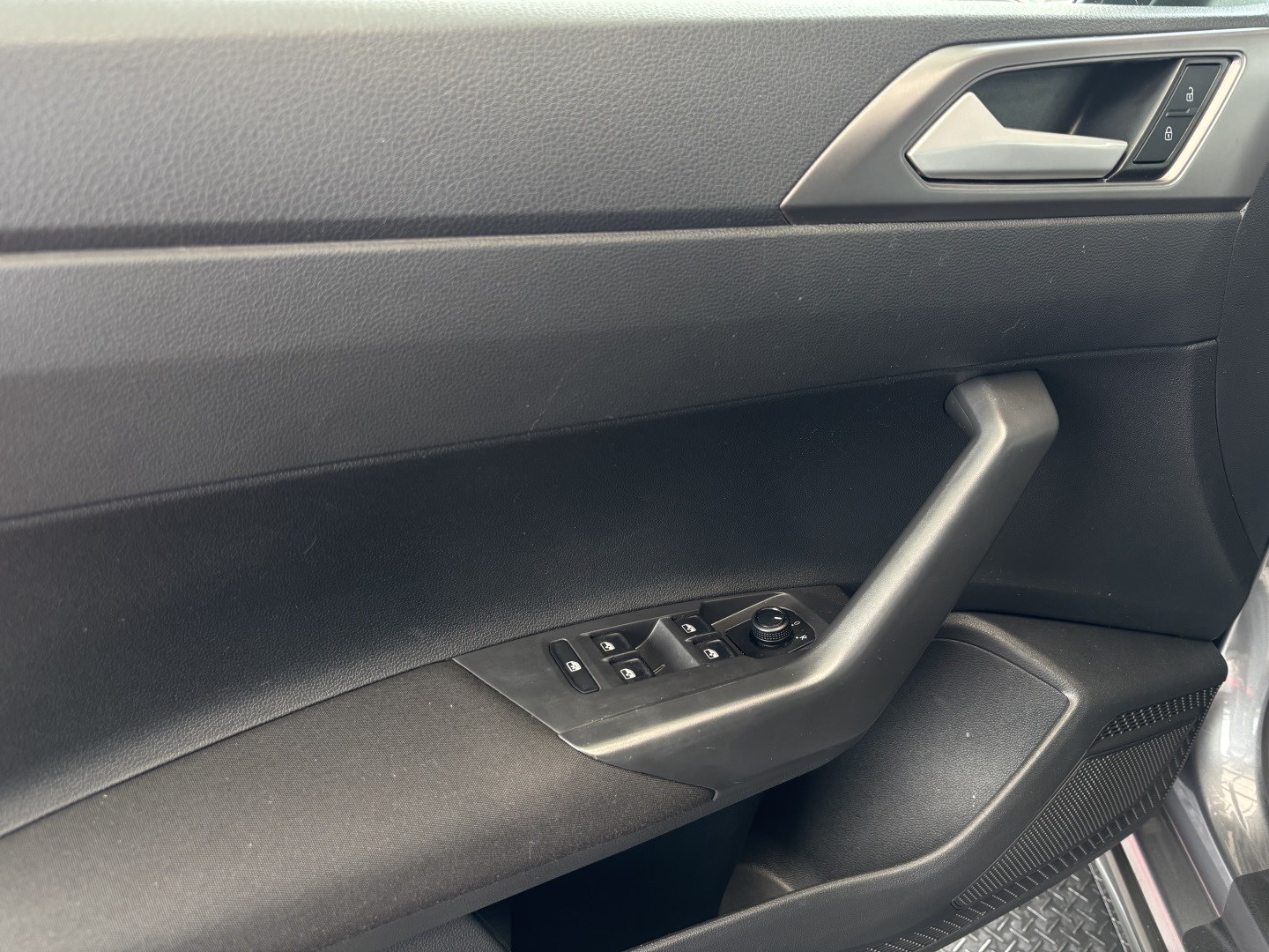 Volkswagen Nivus 1.0 200 TSI Total Flex Comfortline Automático — foto 4 de 12