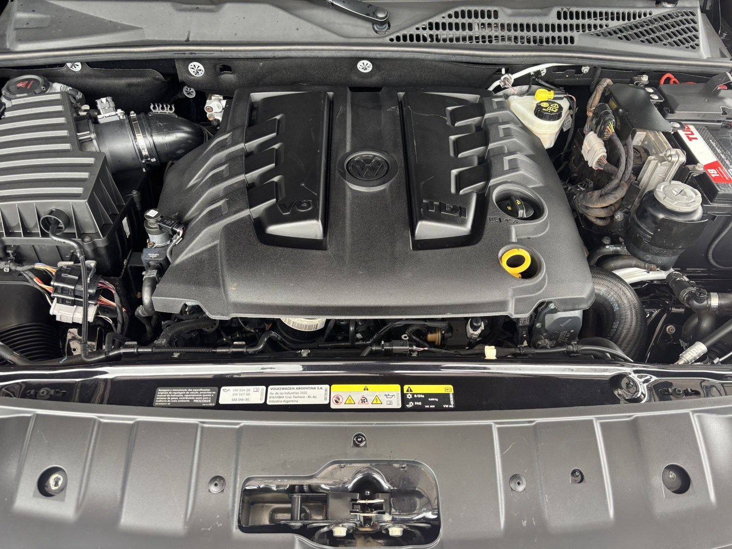 Volkswagen Amarok 3.0 V6 TDI Diesel Highline CD 4MOTION Automático — foto 12 de 13