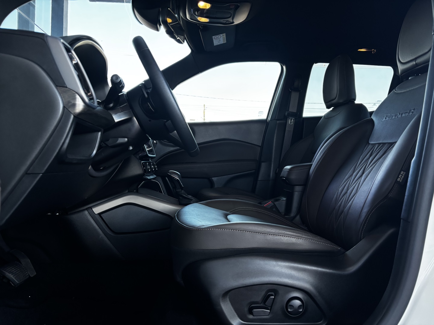 Fiat Toro 2.2 Turbo Diesel Ranch 4WD AT9 — foto 8 de 12