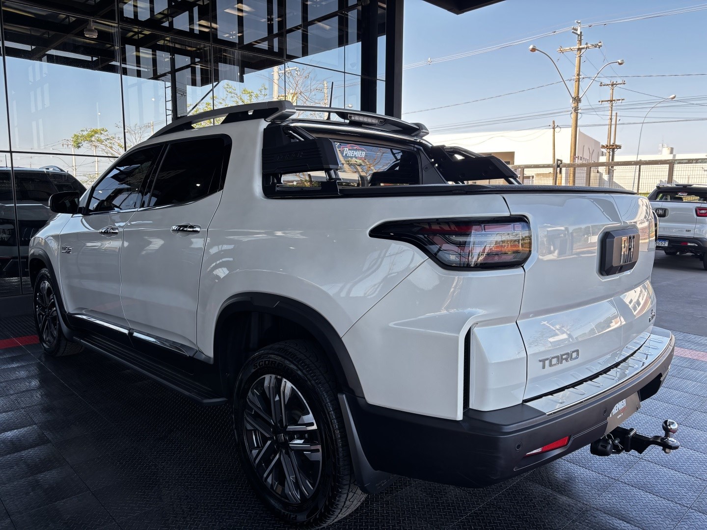 Fiat Toro 2.2 Turbo Diesel Ranch 4WD AT9 — foto 6 de 12