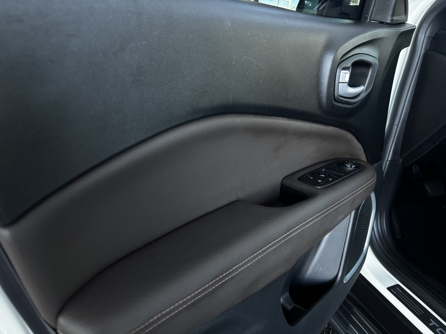 Fiat Toro 2.2 Turbo Diesel Ranch 4WD AT9 — foto 7 de 12