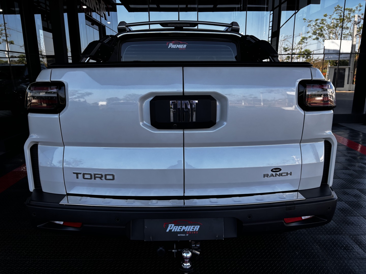 Fiat Toro 2.2 Turbo Diesel Ranch 4WD AT9 — foto 4 de 12