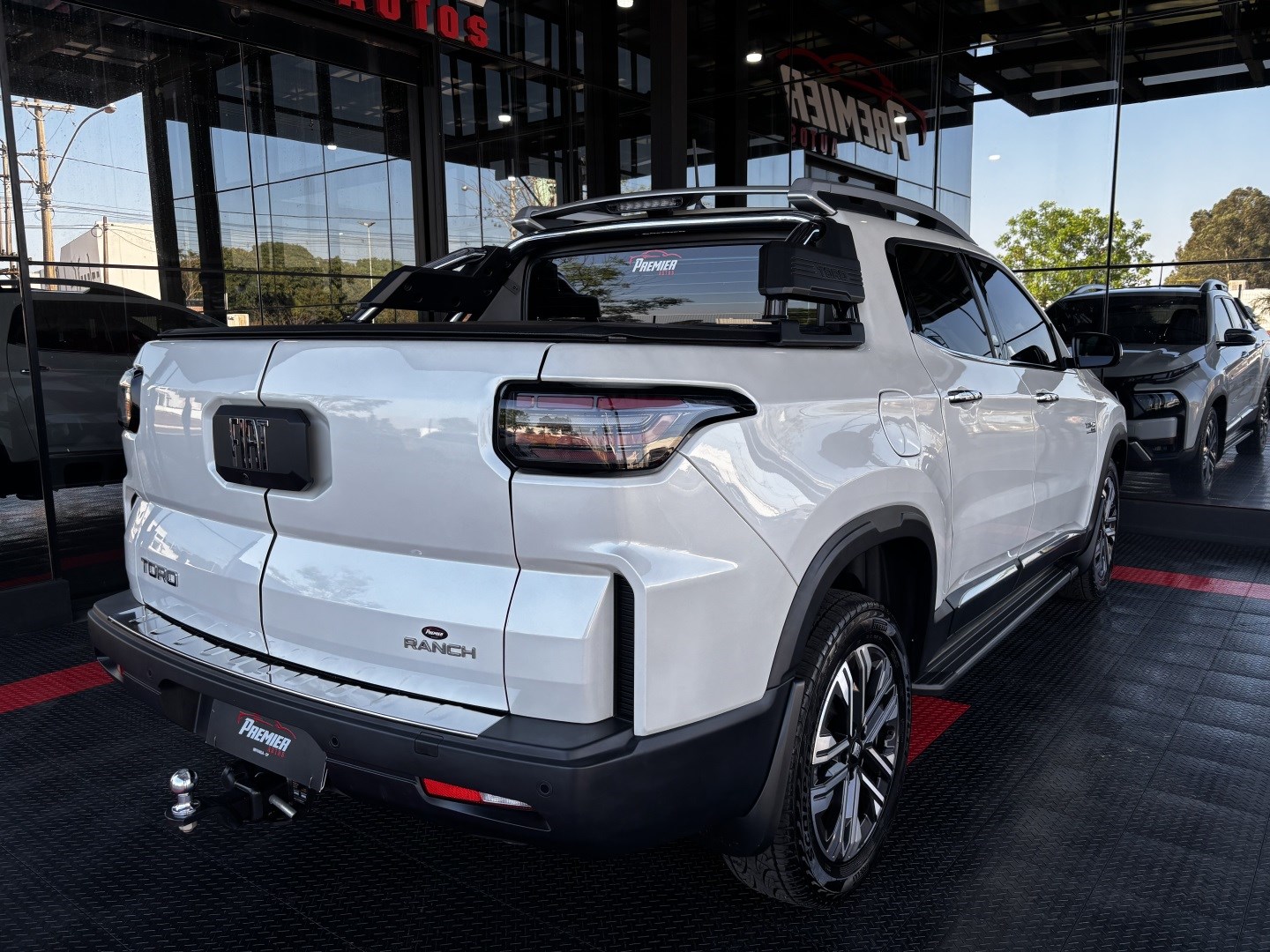 Fiat Toro 2.2 Turbo Diesel Ranch 4WD AT9 — foto 5 de 12