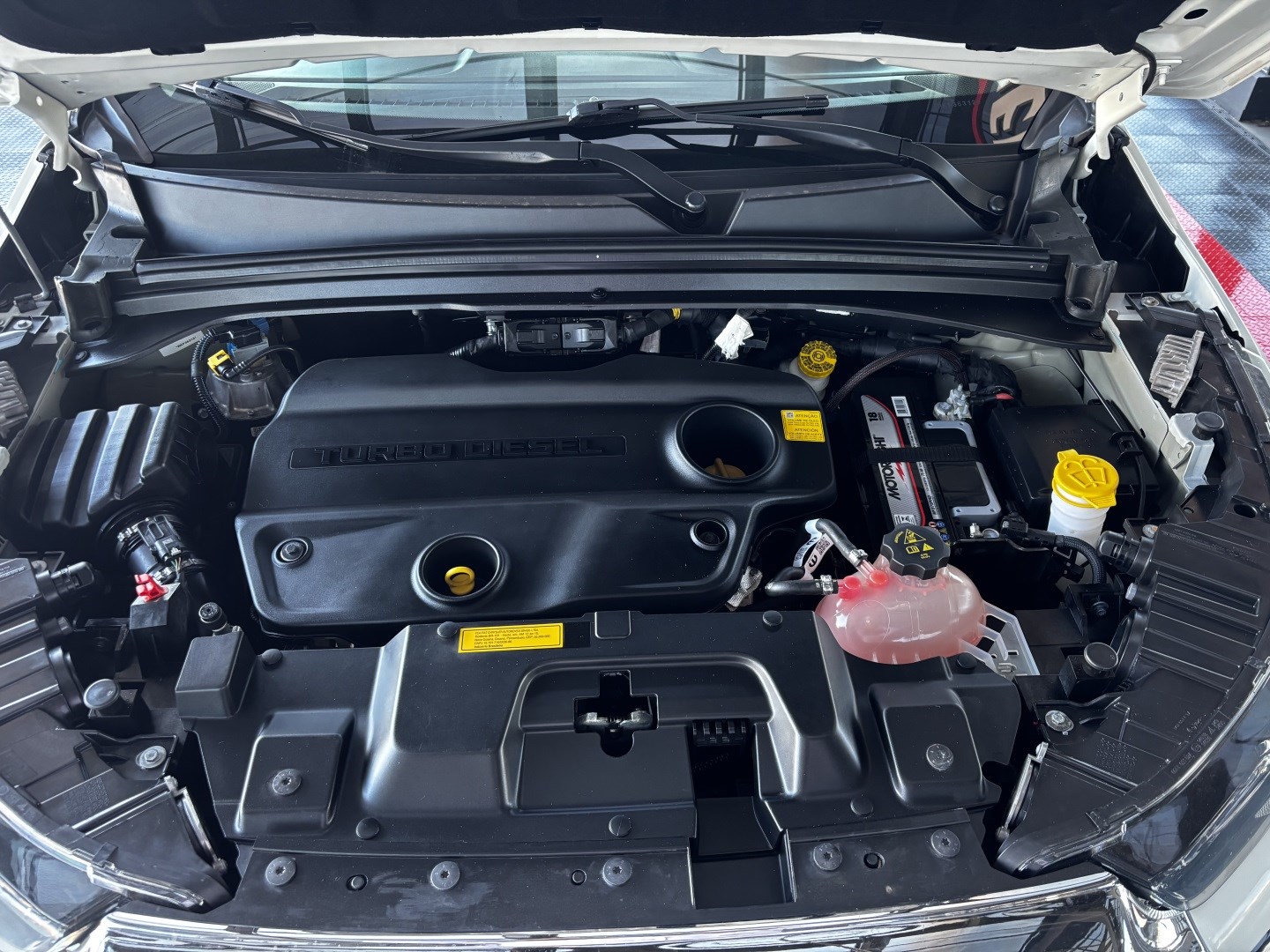 Fiat Toro 2.0 16V Turbo Diesel Volcano 4WD AT9 — foto 13 de 13