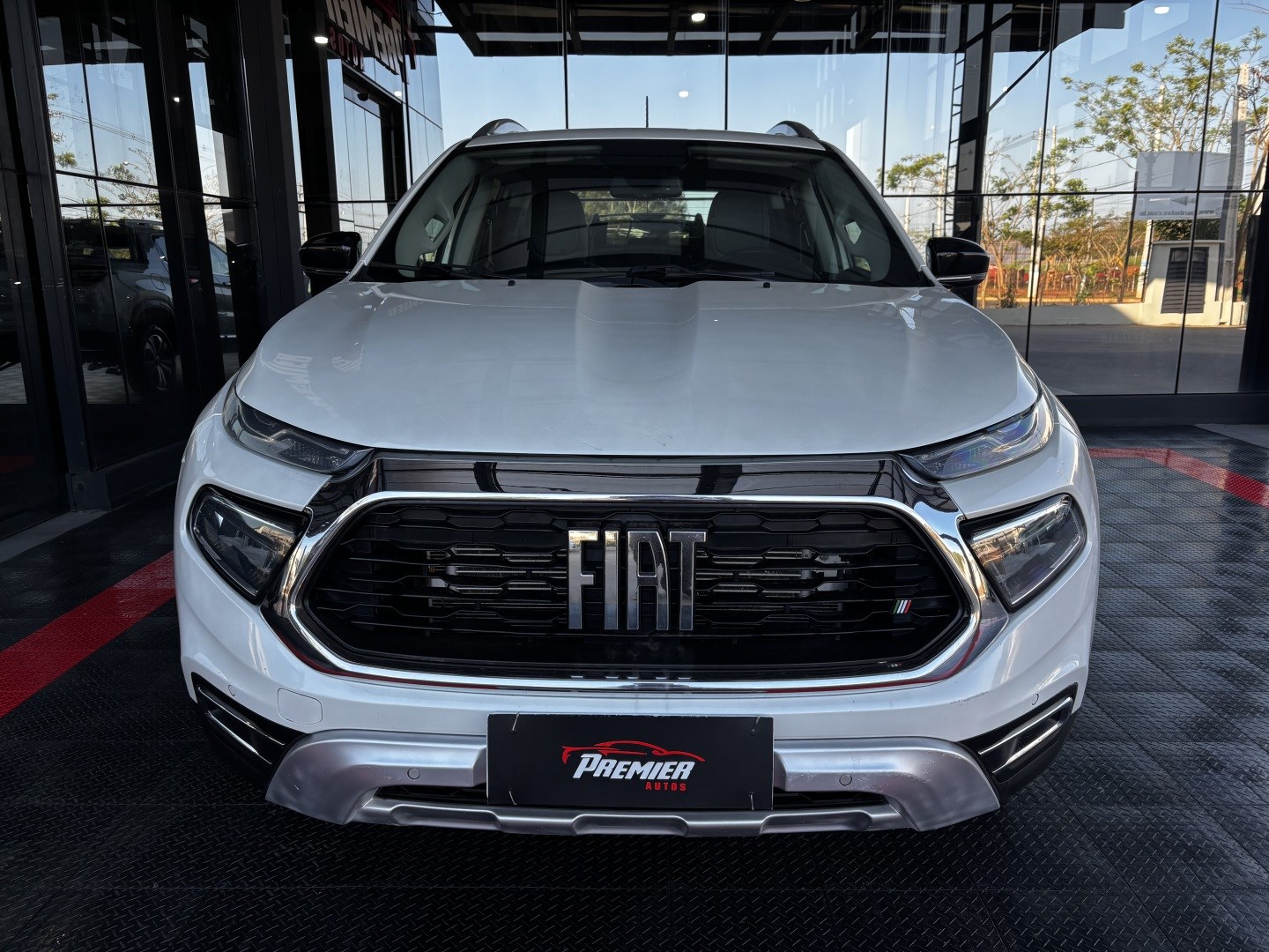 Fiat Toro 2.0 16V Turbo Diesel Volcano 4WD AT9 — foto 2 de 13
