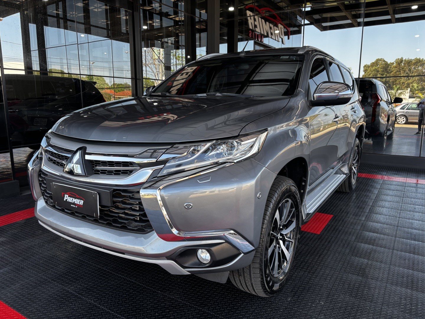 Mitsubishi Pajero Sport 2.4 16V Mivec Turbo Diesel HPE Awd Automático