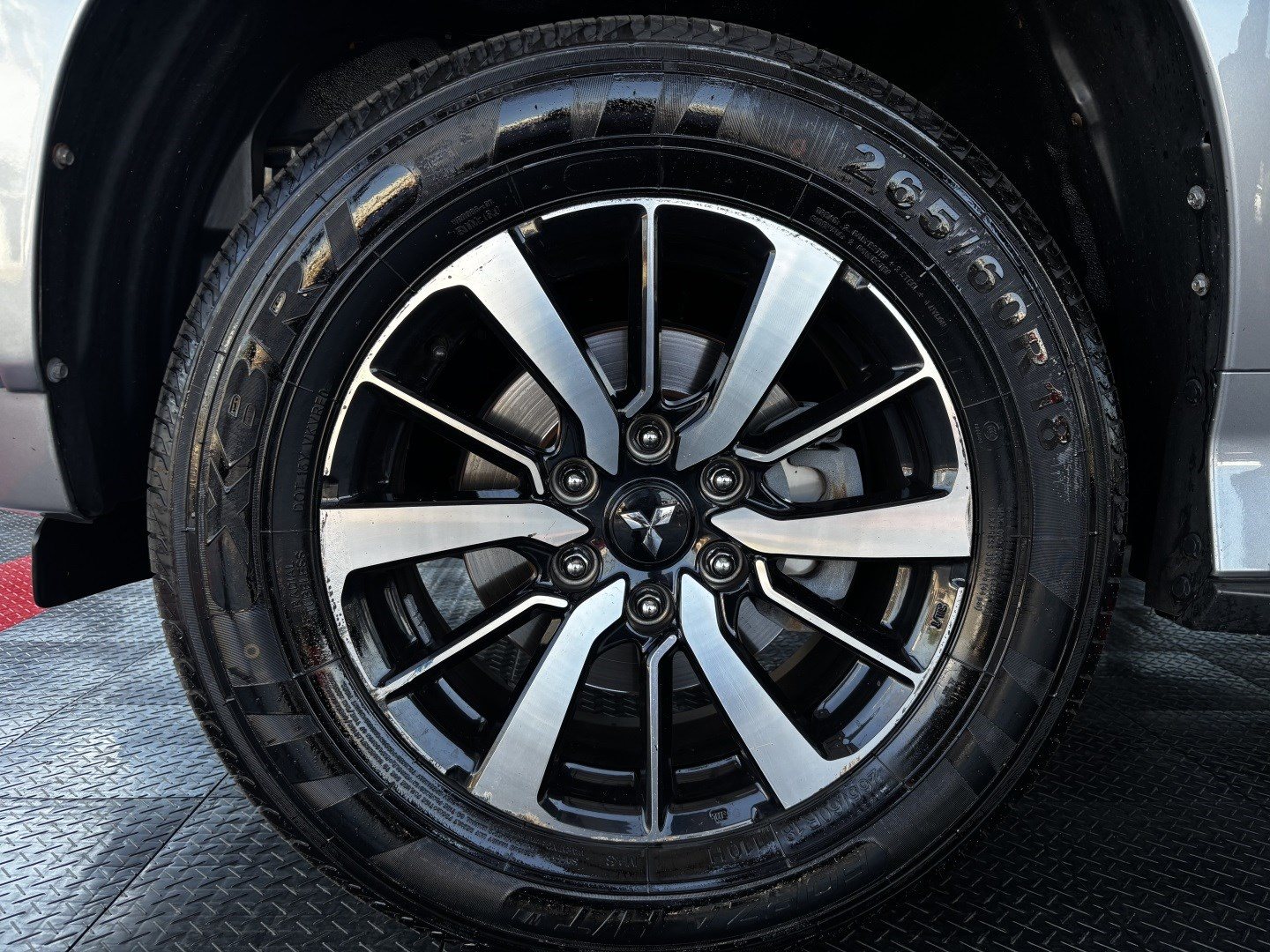 Mitsubishi Pajero Sport 2.4 16V Mivec Turbo Diesel HPE Awd Automático — foto 12 de 13