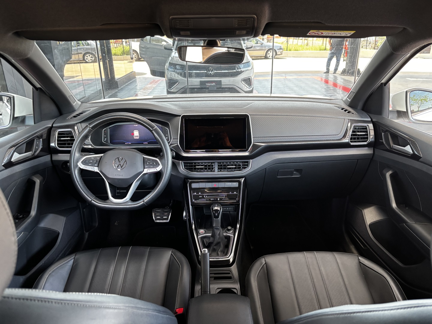 Volkswagen T-Cross 1.4 250 TSI Total Flex Highline Automático — foto 8 de 13