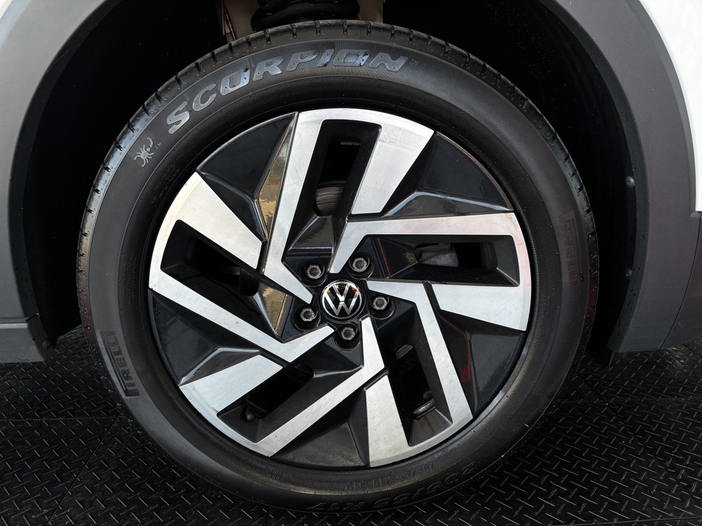Volkswagen T-Cross 1.4 250 TSI Total Flex Highline Automático — foto 11 de 13