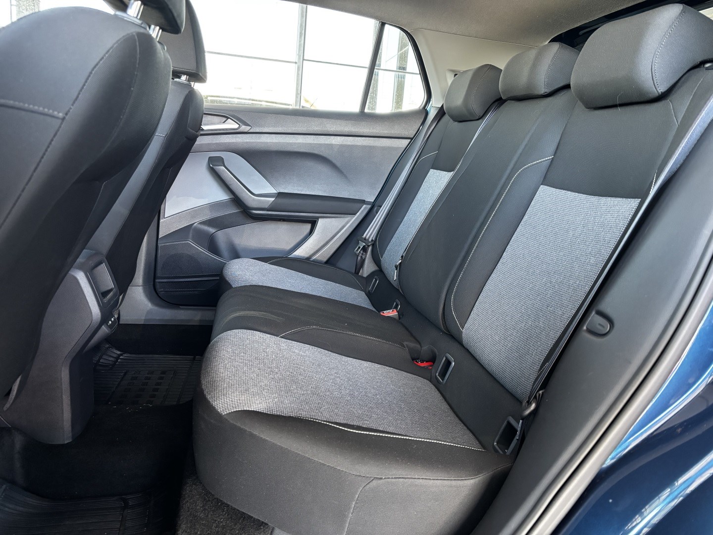 Volkswagen T-Cross 1.0 200 TSI Total Flex Automático — foto 6 de 13