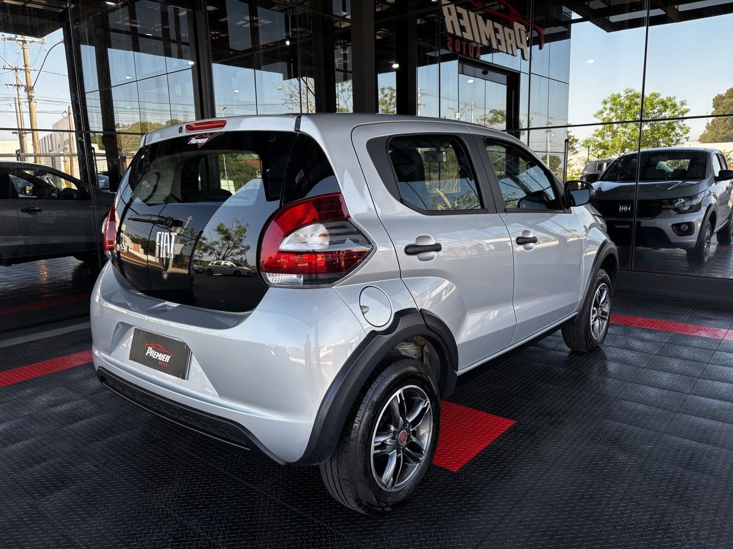 Fiat Mobi 1.0 Firefly Flex Like. Manual — foto 12 de 20