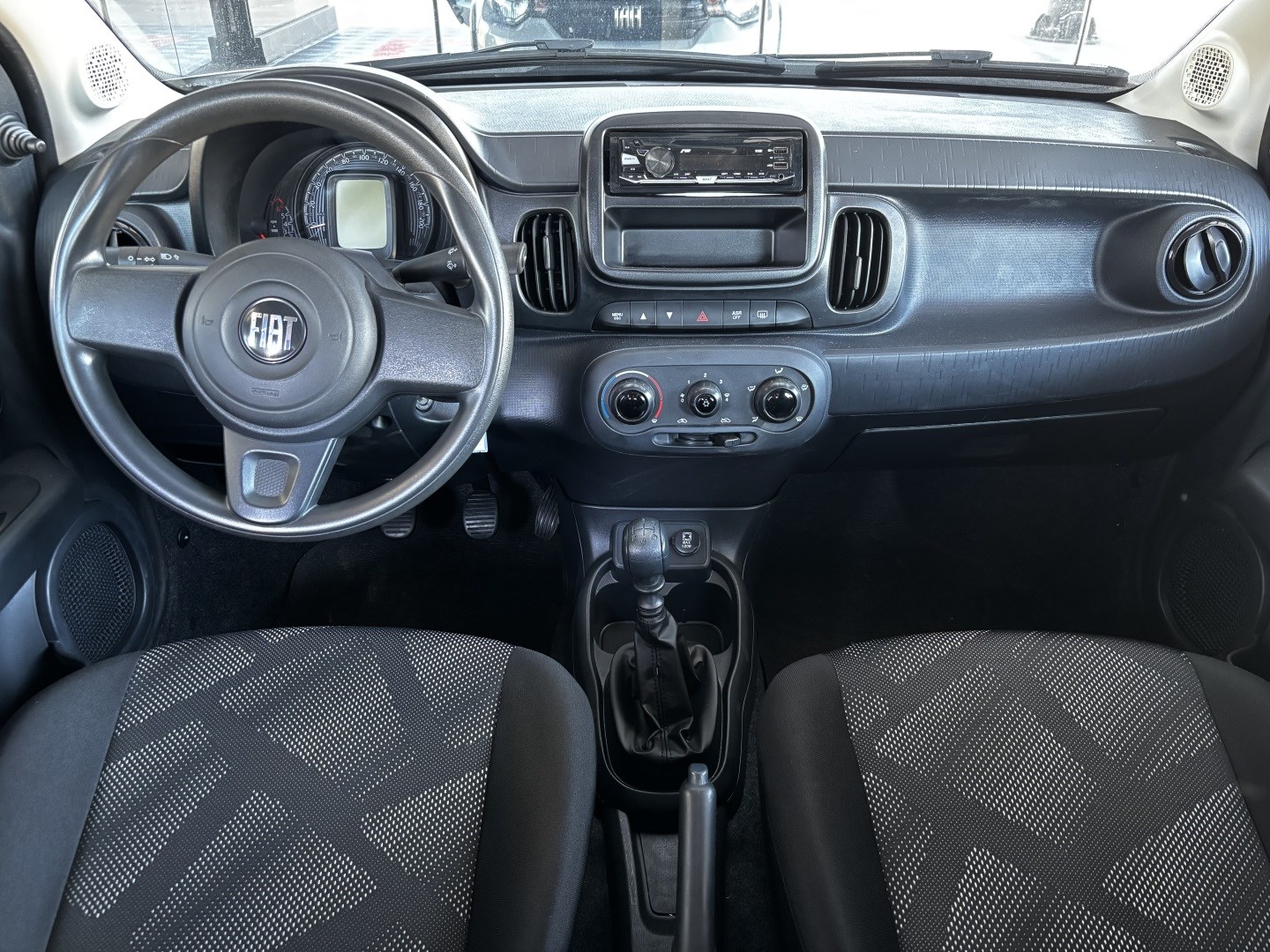 Fiat Mobi 1.0 Firefly Flex Like. Manual — foto 8 de 20