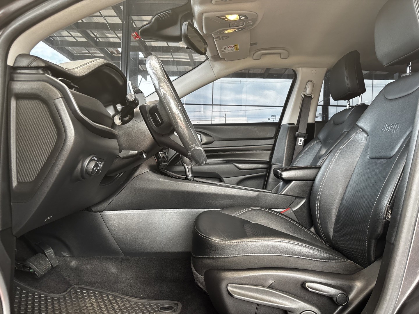 Jeep Compass 1.3 T270 Turbo Flex Sport AT6 — foto 5 de 13