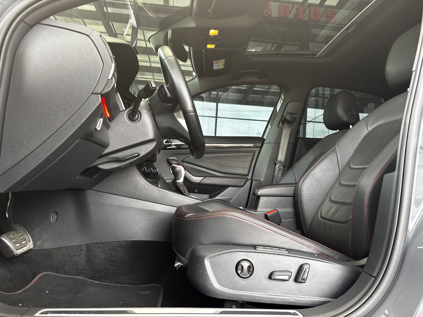 Volkswagen Jetta 2.0 350 TSI Gasolina GLI DSG — foto 5 de 13