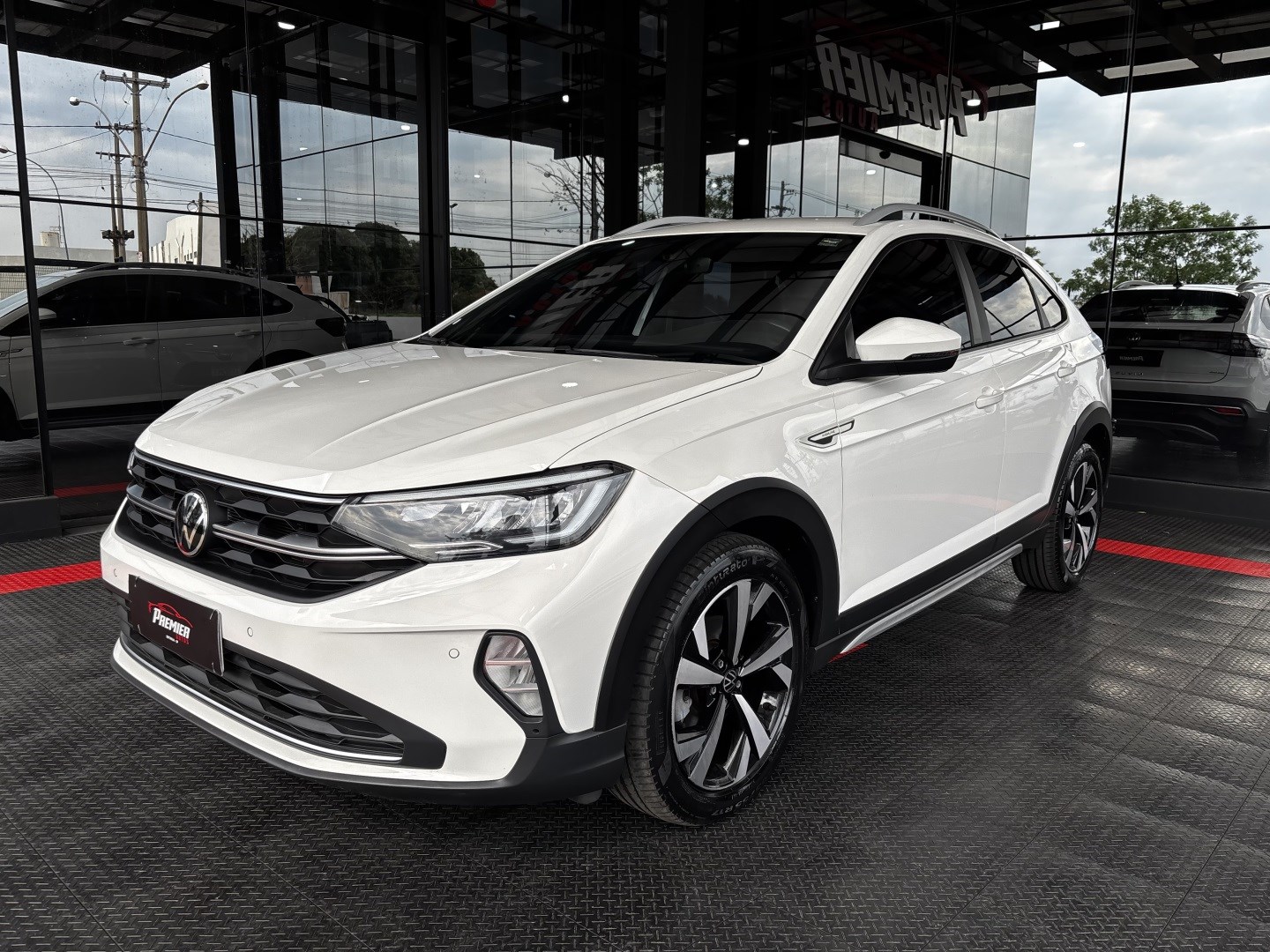 Volkswagen Nivus 1.0 200 TSI Total Flex Highline Automático