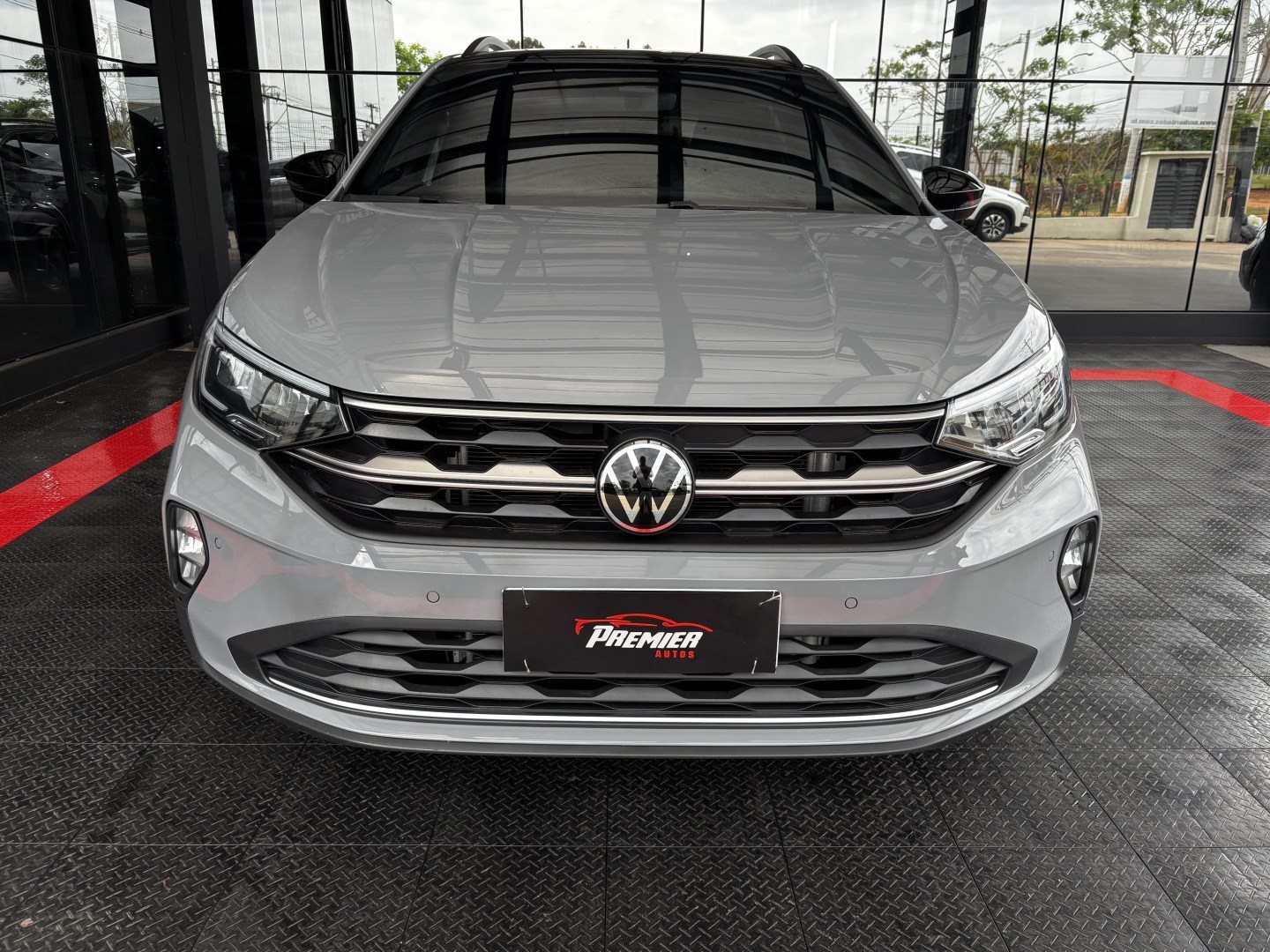 Volkswagen Nivus 1.0 200 TSI Total Flex Highline Automático — foto 3 de 13