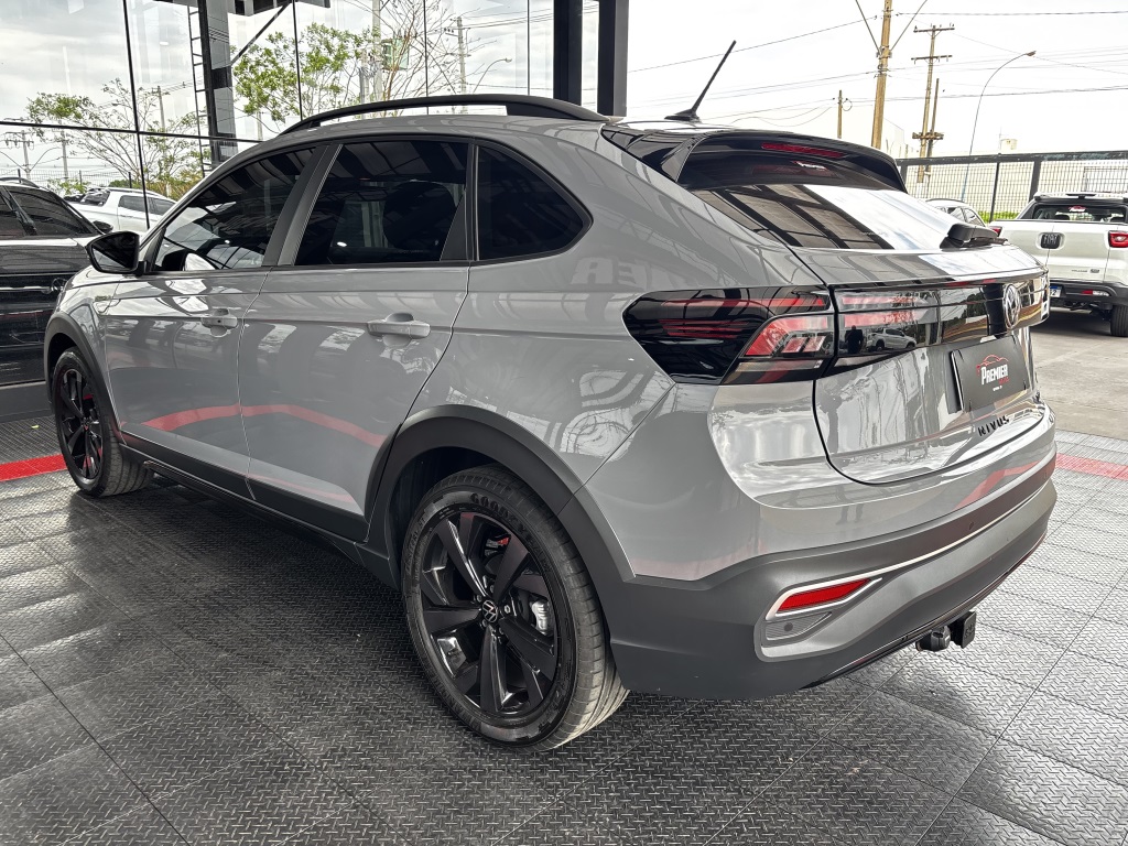 Volkswagen Nivus 1.0 200 TSI Total Flex Highline Automático — foto 10 de 13