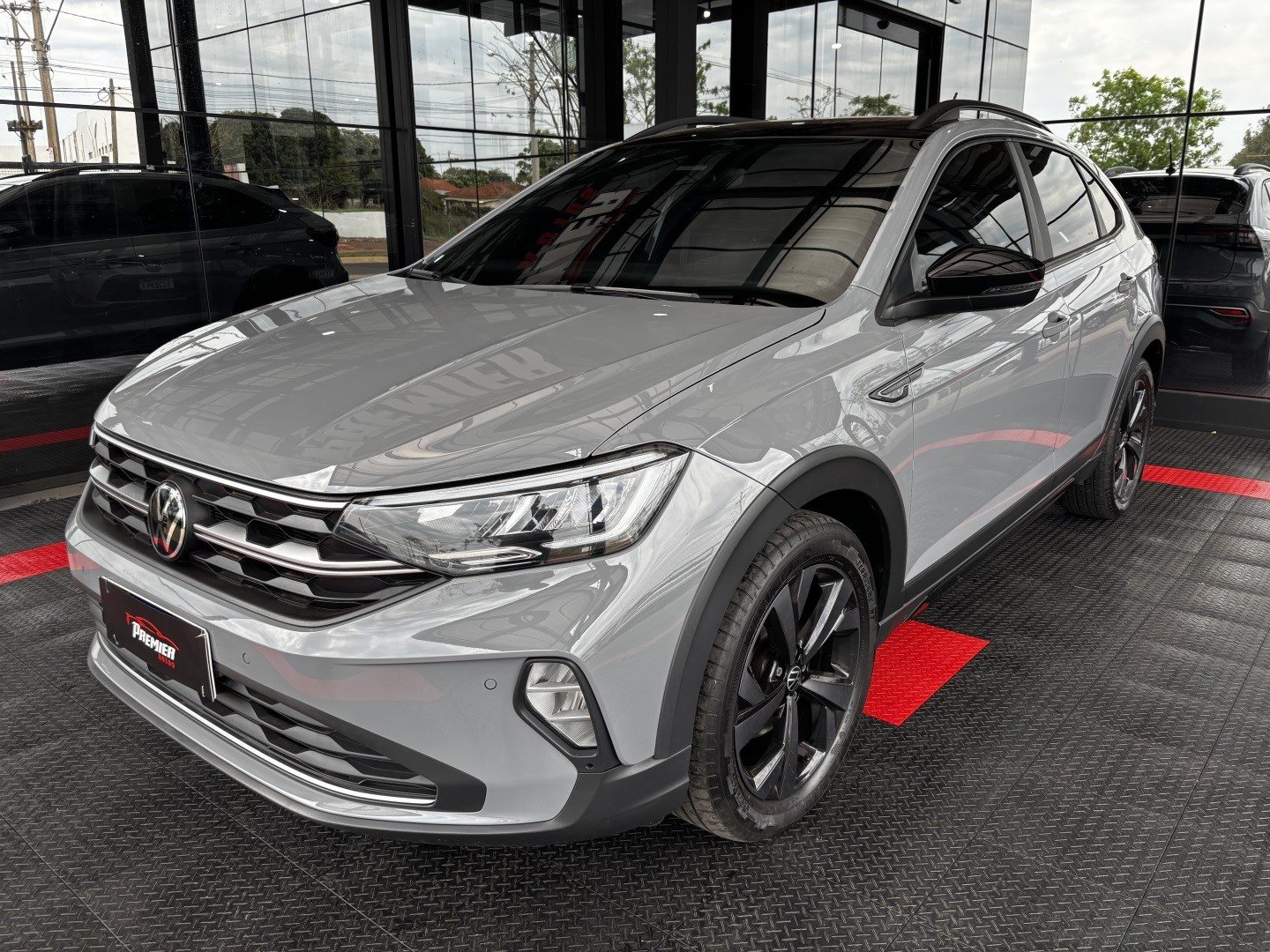 Volkswagen Nivus 1.0 200 TSI Total Flex Highline Automático
