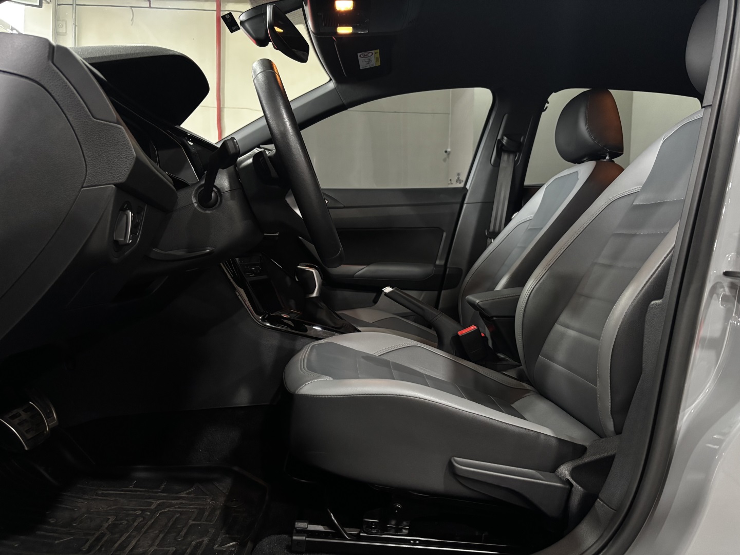 Volkswagen Nivus 1.0 200 TSI Total Flex Highline Automático — foto 6 de 13