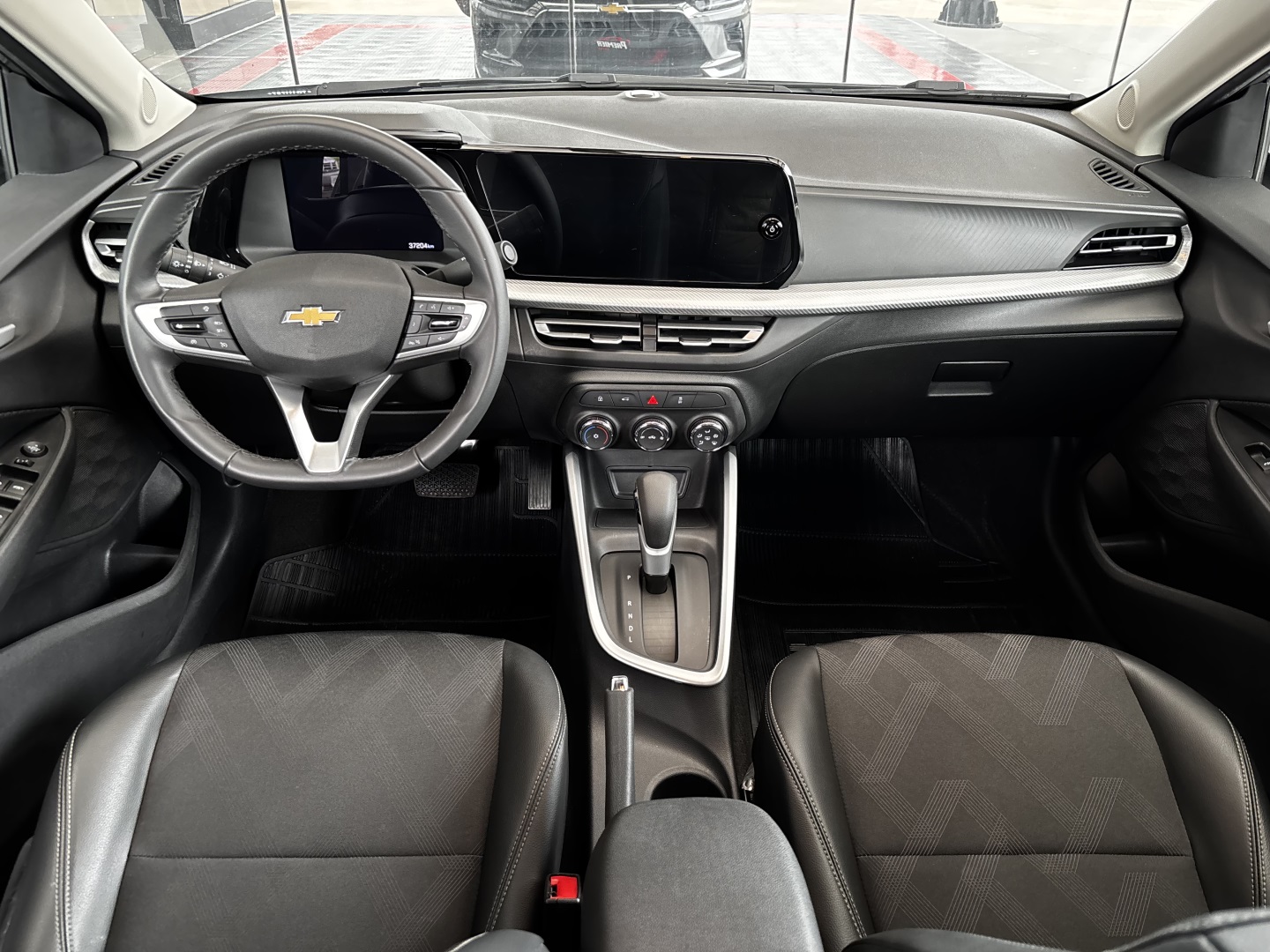 Chevrolet Onix 1.0 Turbo Flex LTZ Automático — foto 7 de 13