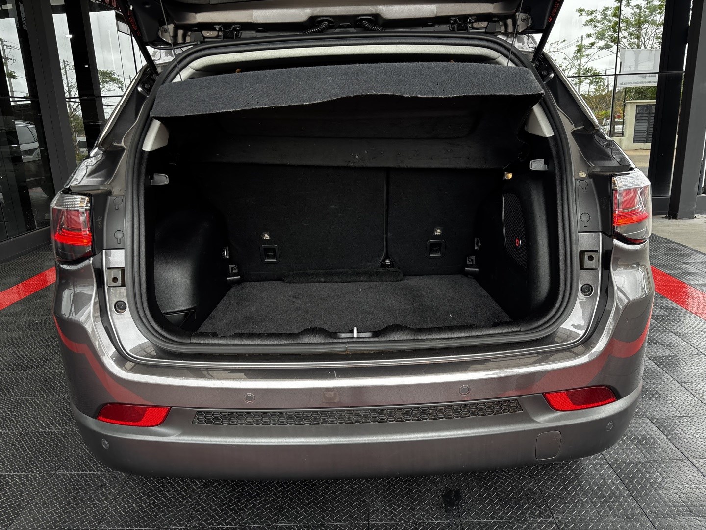 Jeep Compass 1.3 T270 Turbo Flex Longitude AT6 — foto 11 de 13