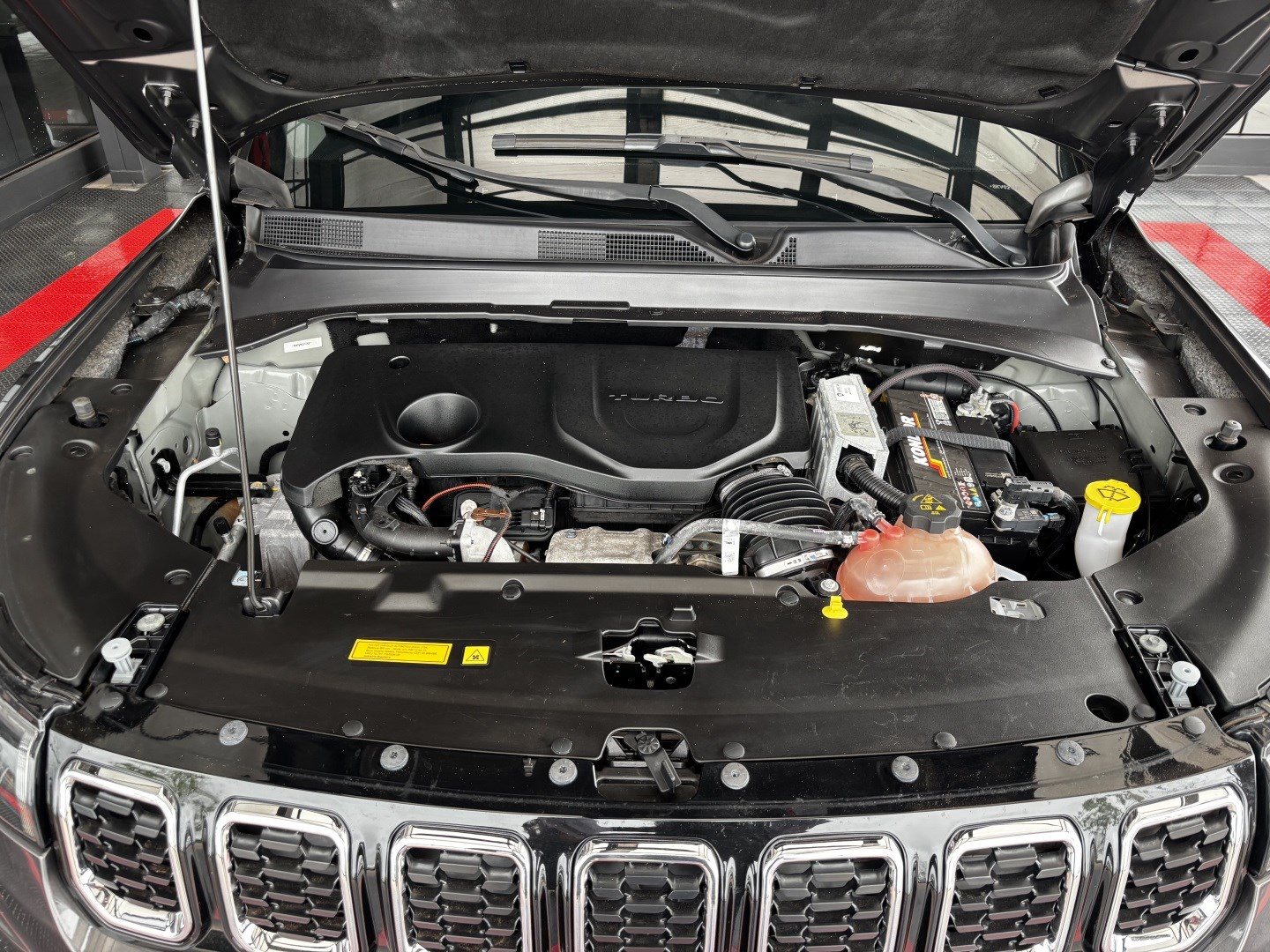 Jeep Compass 1.3 T270 Turbo Flex Longitude AT6 — foto 13 de 13