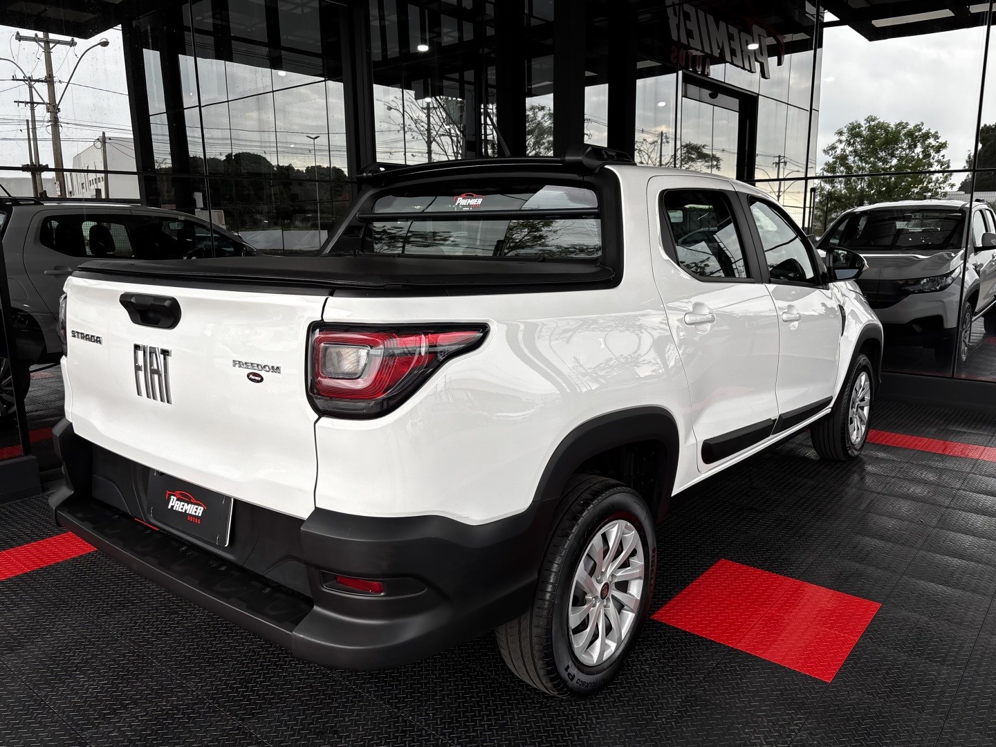 Fiat Strada 1.3 Firefly Flex Freedom CD Manual — foto 10 de 13
