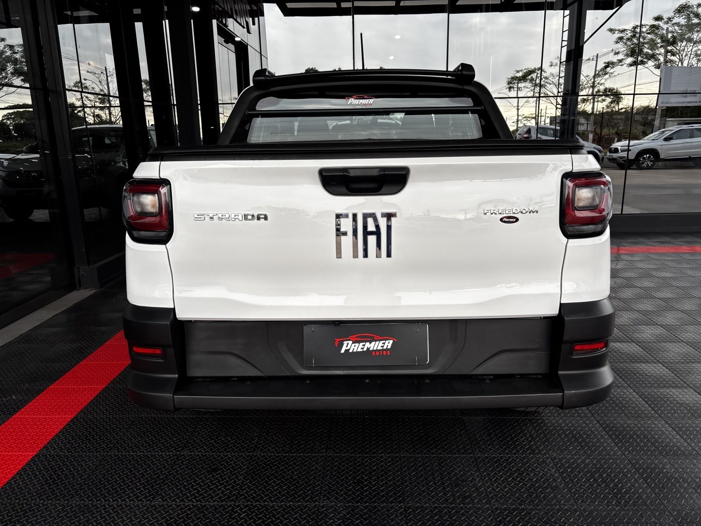 Fiat Strada 1.3 Firefly Flex Freedom CD Manual — foto 11 de 13