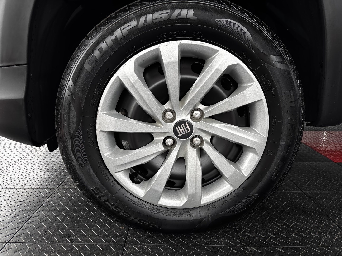 Fiat Strada 1.3 Firefly Flex Freedom CD Manual — foto 13 de 13