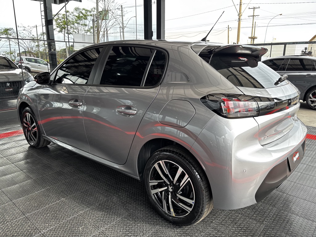 Peugeot 208 1.0 Turbo 200 Flex Griffe CVT — foto 10 de 13