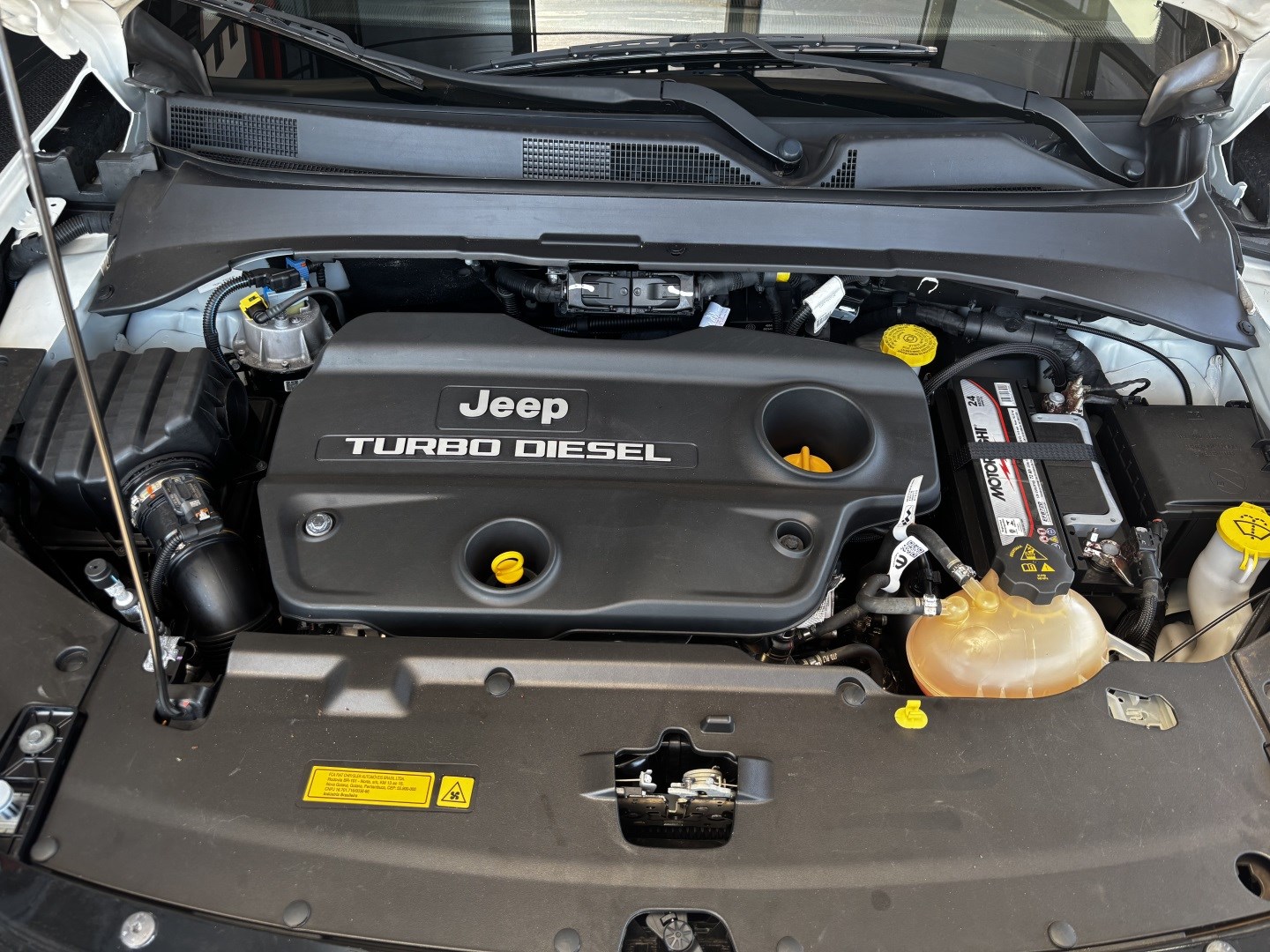 Jeep Compass 2.0 TD350 Turbo Diesel Limited AT9 — foto 13 de 13