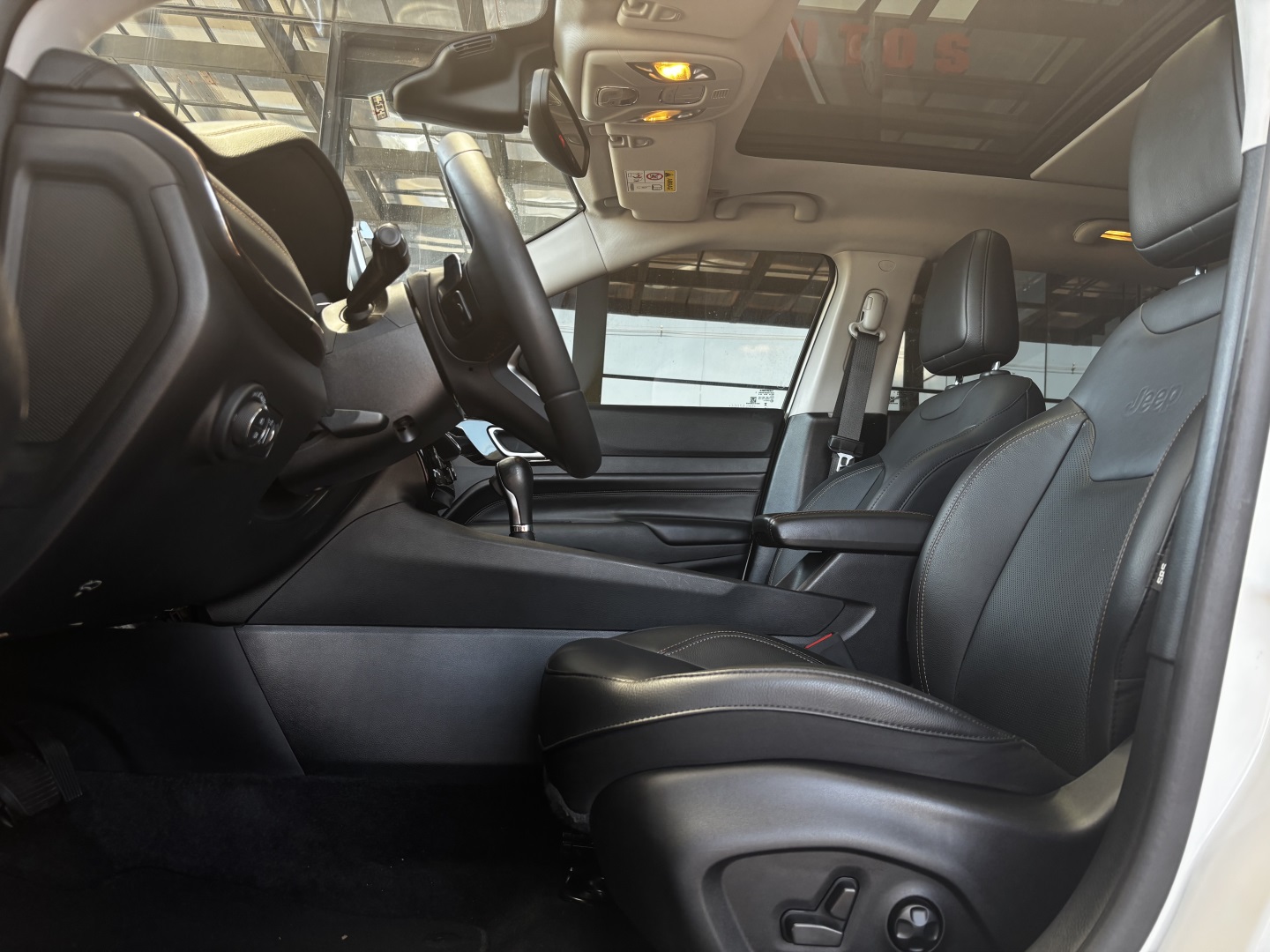 Jeep Compass 2.0 TD350 Turbo Diesel Limited AT9 — foto 5 de 13