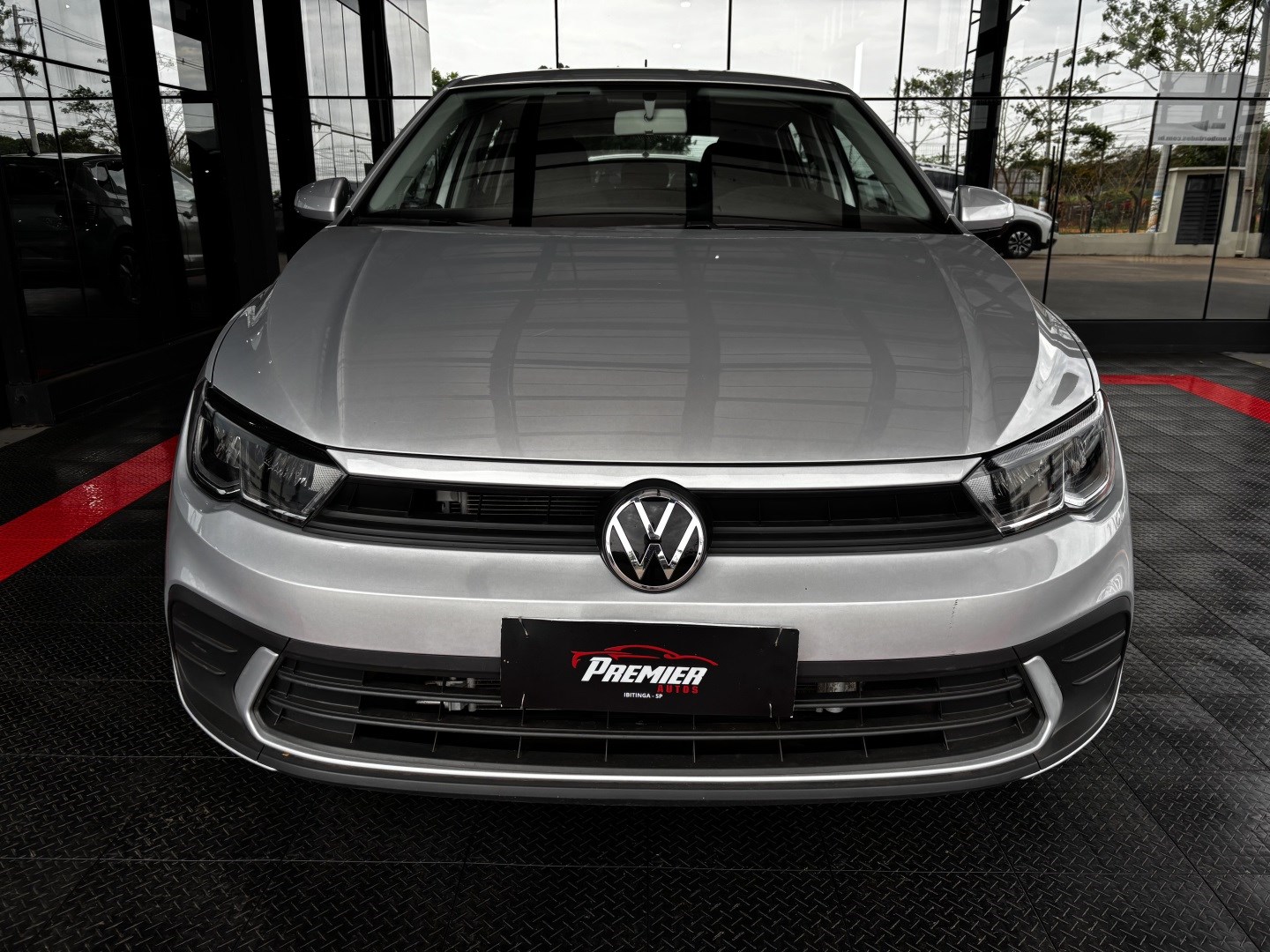 Volkswagen Polo 1.0 170 TSI Comfortline Automático — foto 2 de 13