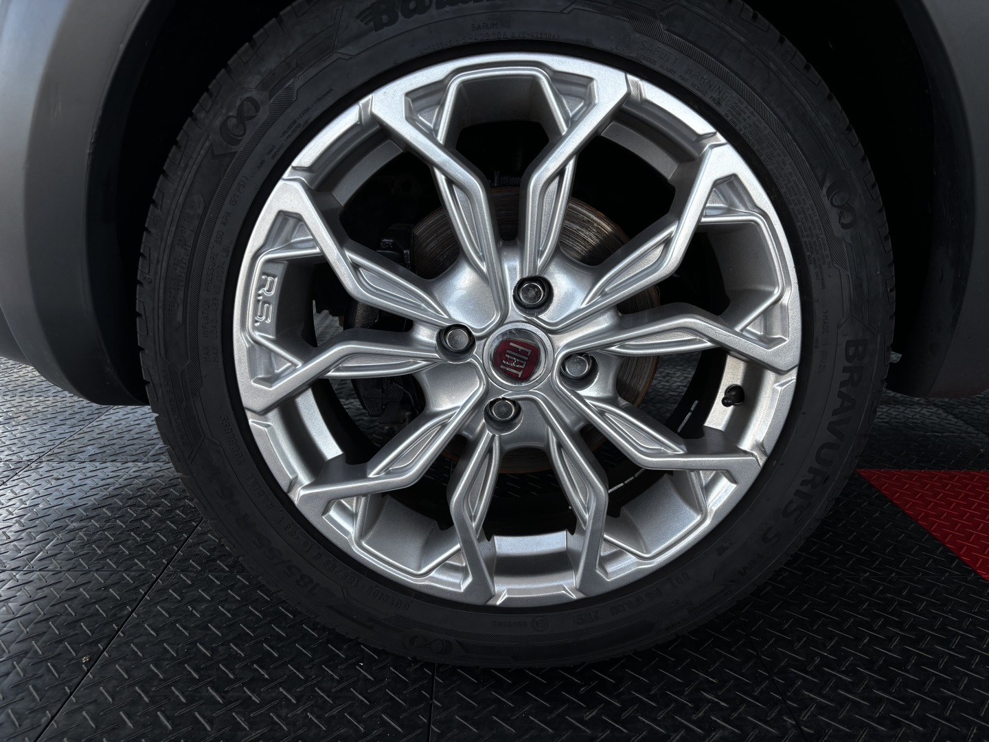 Fiat Strada 1.4 MPI Working CD 8V Flex 3P Manual — foto 12 de 13