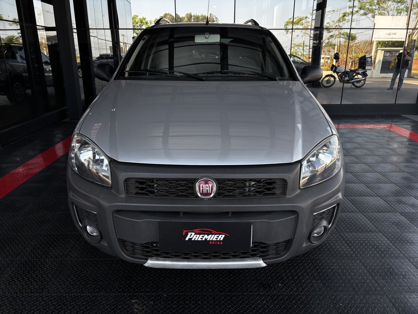 Fiat Strada 1.4 MPI Working CD 8V Flex 3P Manual — foto 3 de 13