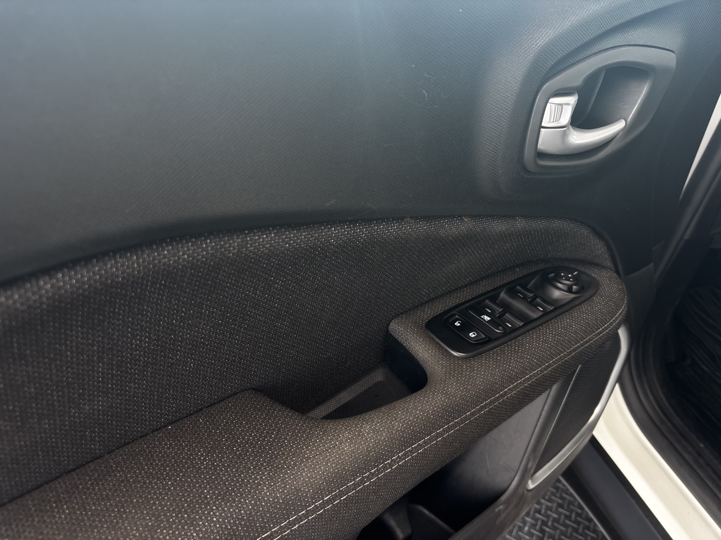 Fiat Toro 1.3 Turbo 270 Flex Freedom AT6 — foto 4 de 13