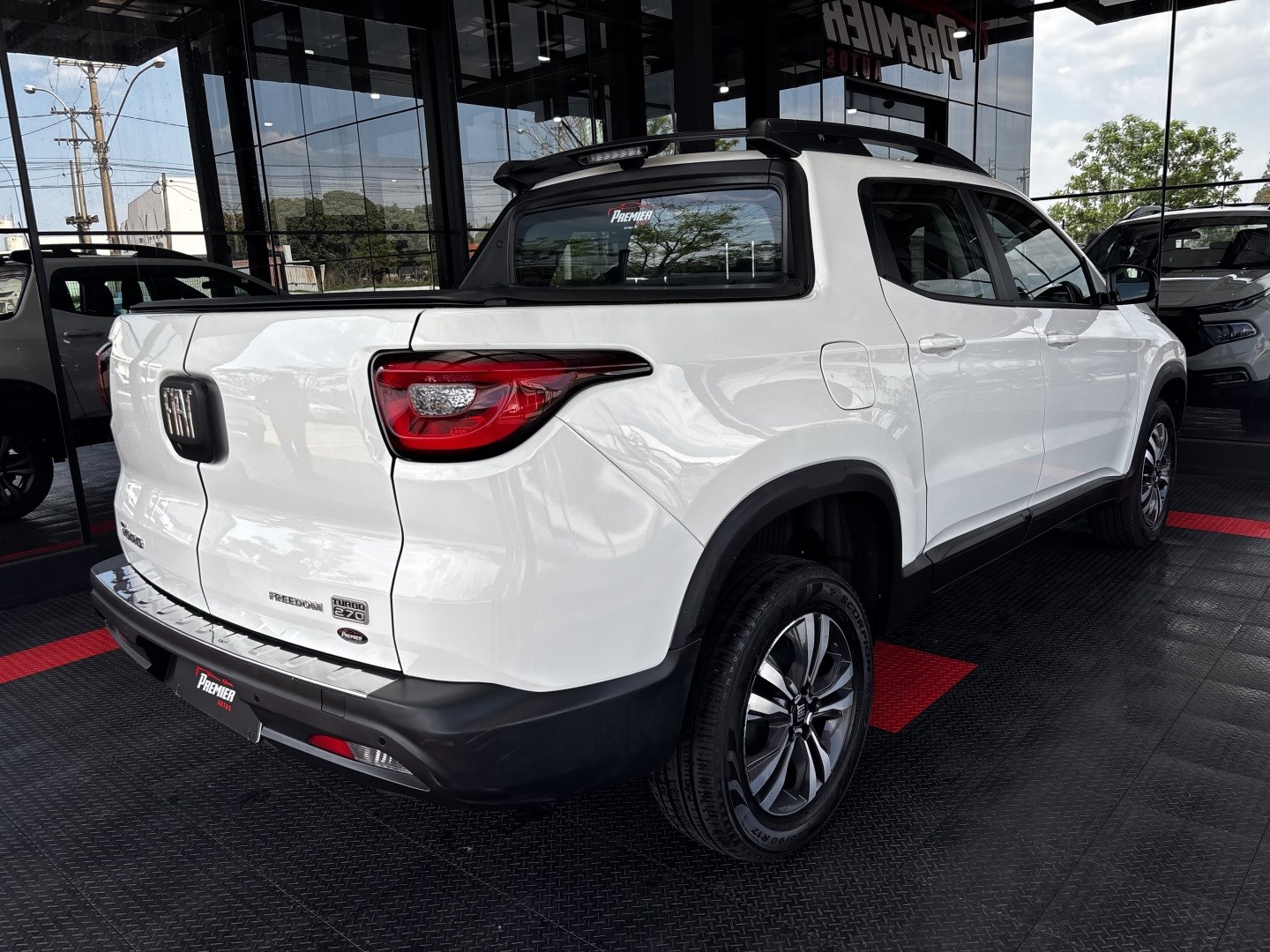 Fiat Toro 1.3 Turbo 270 Flex Freedom AT6 — foto 9 de 13