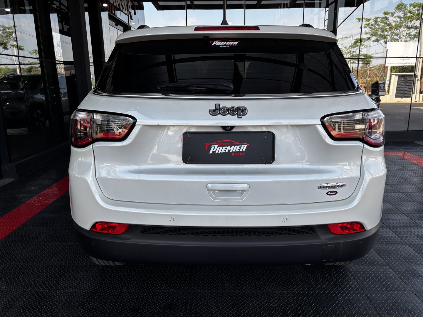 Jeep Compass 2.0 16V Flex Longitude Automático — foto 8 de 13