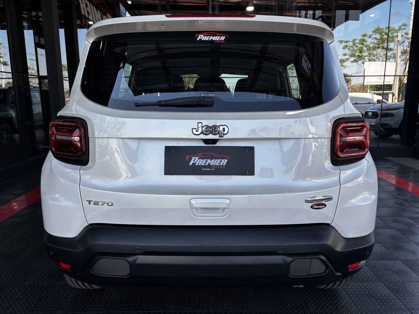 Jeep Renegade 1.3 T270 Turbo Flex Longitude AT6 — foto 8 de 13
