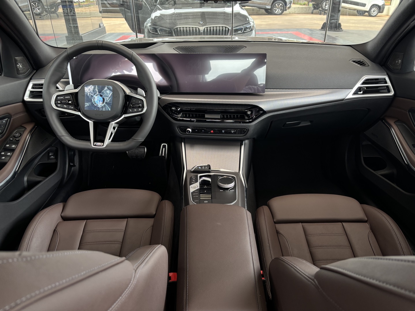 BMW 320i 2.0 16V Turbo Flex M Sport Automático — foto 7 de 13