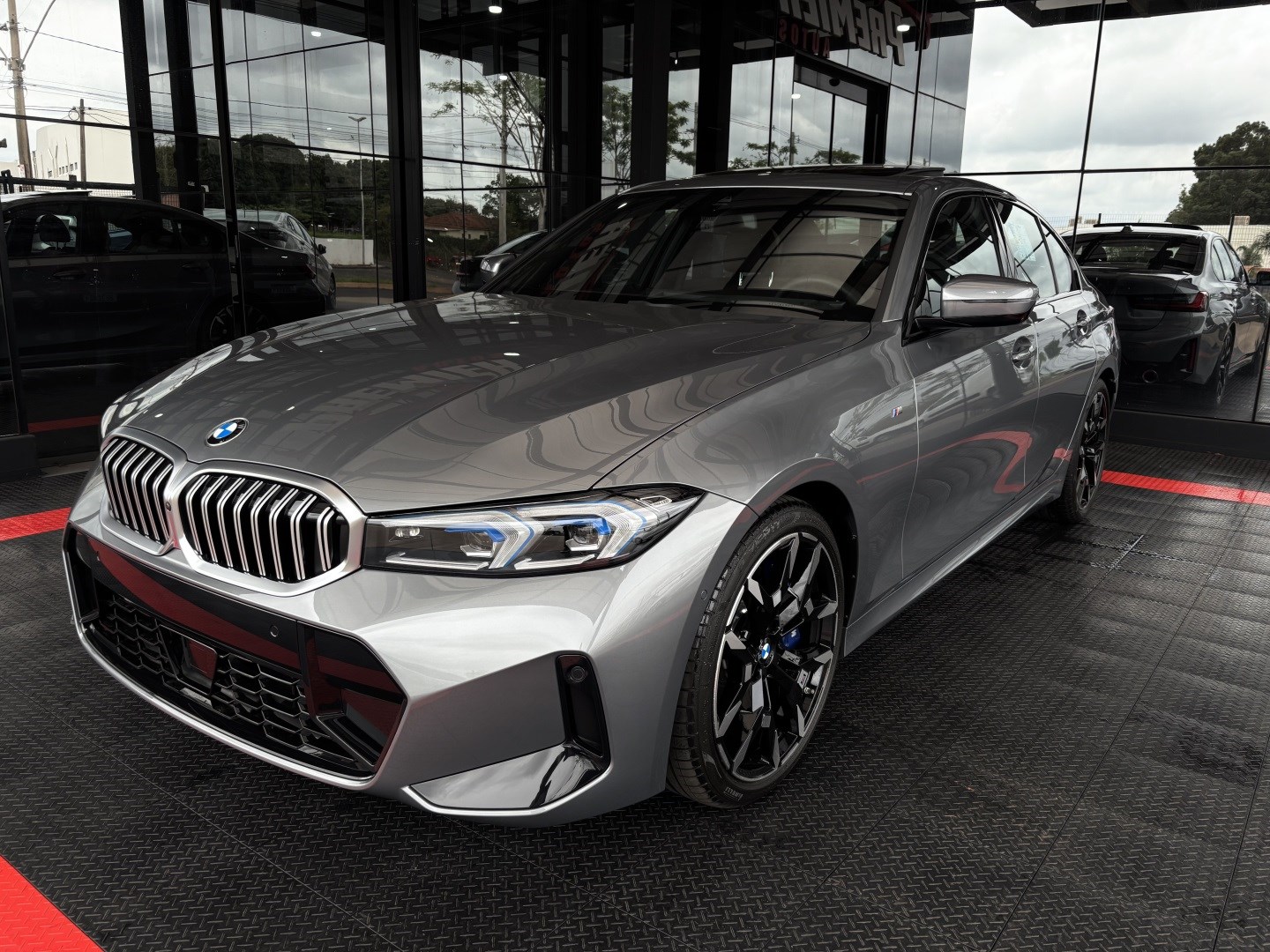 BMW 320i 2.0 16V Turbo Flex M Sport Automático