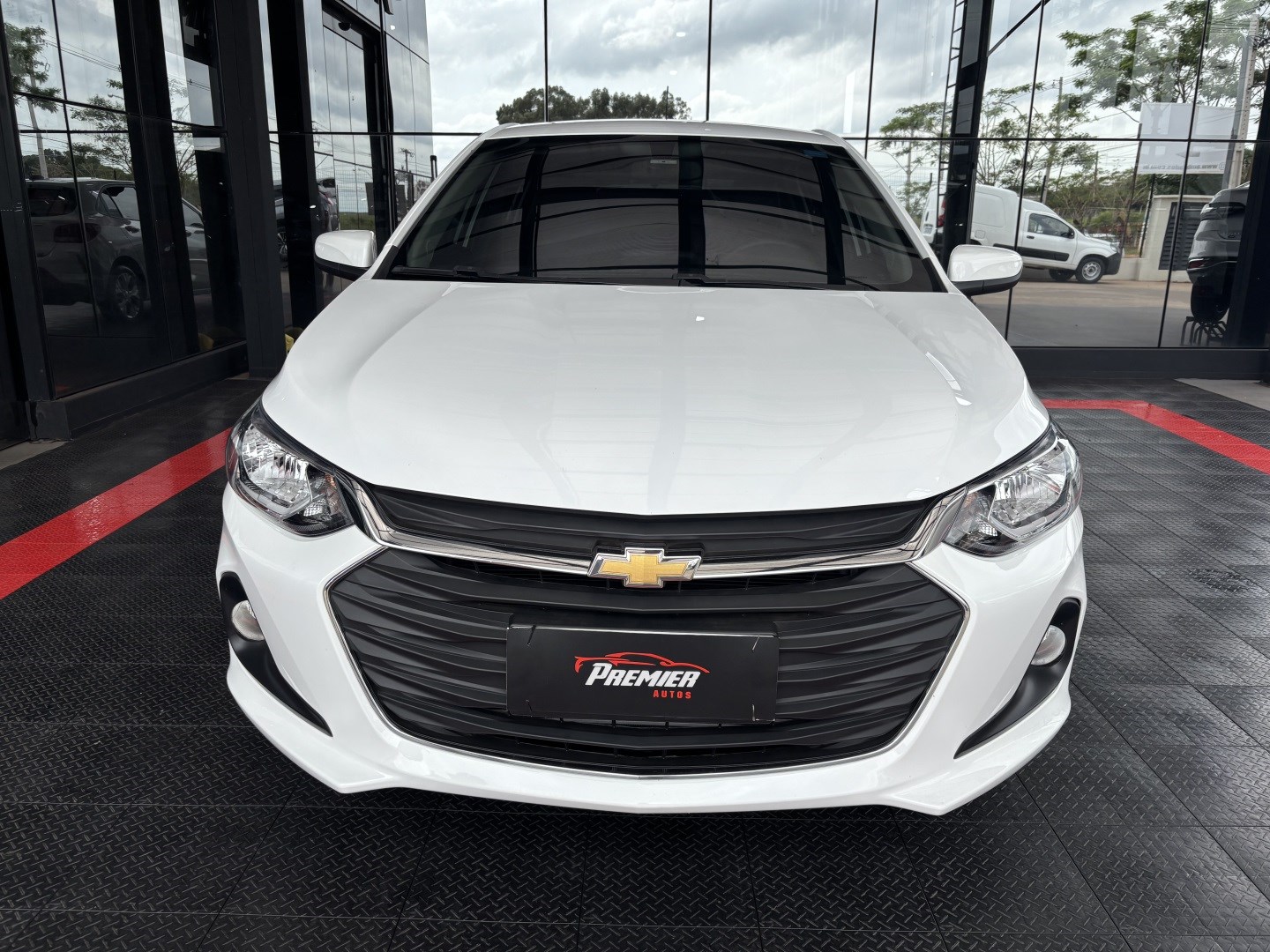 Chevrolet Onix 1.0 Turbo Flex LTZ Automático — foto 3 de 13