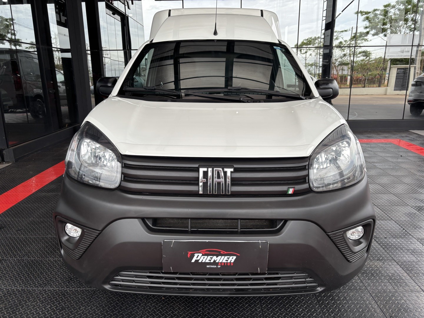 Fiat Fiorino 1.4 MPI Furgão Endurance 8V Flex 2P Manual — foto 3 de 12