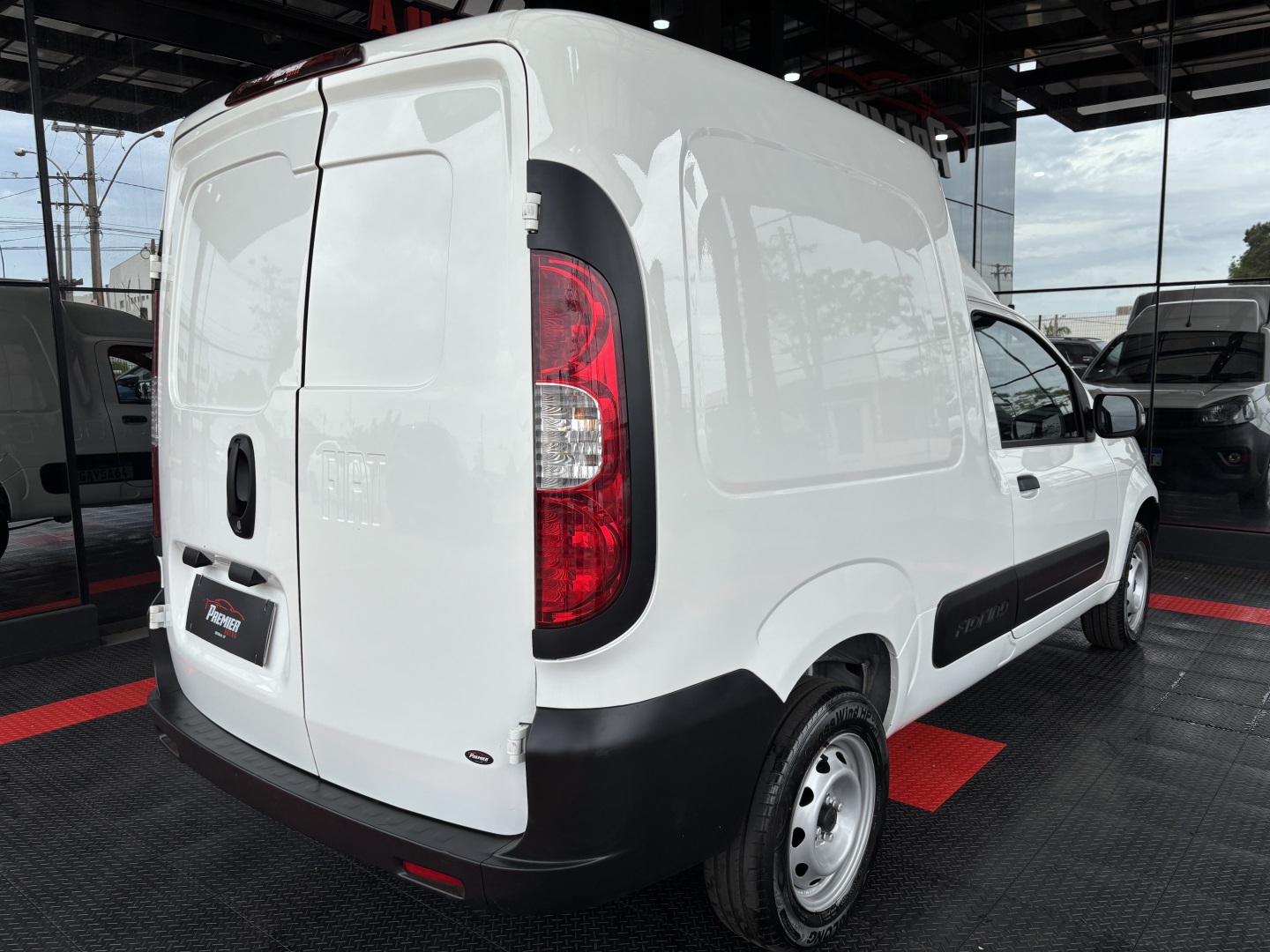 Fiat Fiorino 1.4 MPI Furgão Endurance 8V Flex 2P Manual — foto 9 de 12