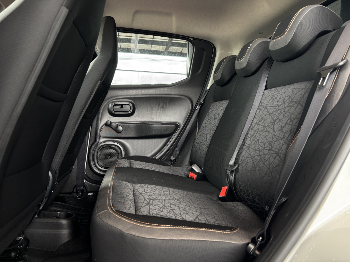 Fiat Mobi 1.0 Firefly Flex Trekking Manual — foto 5 de 13