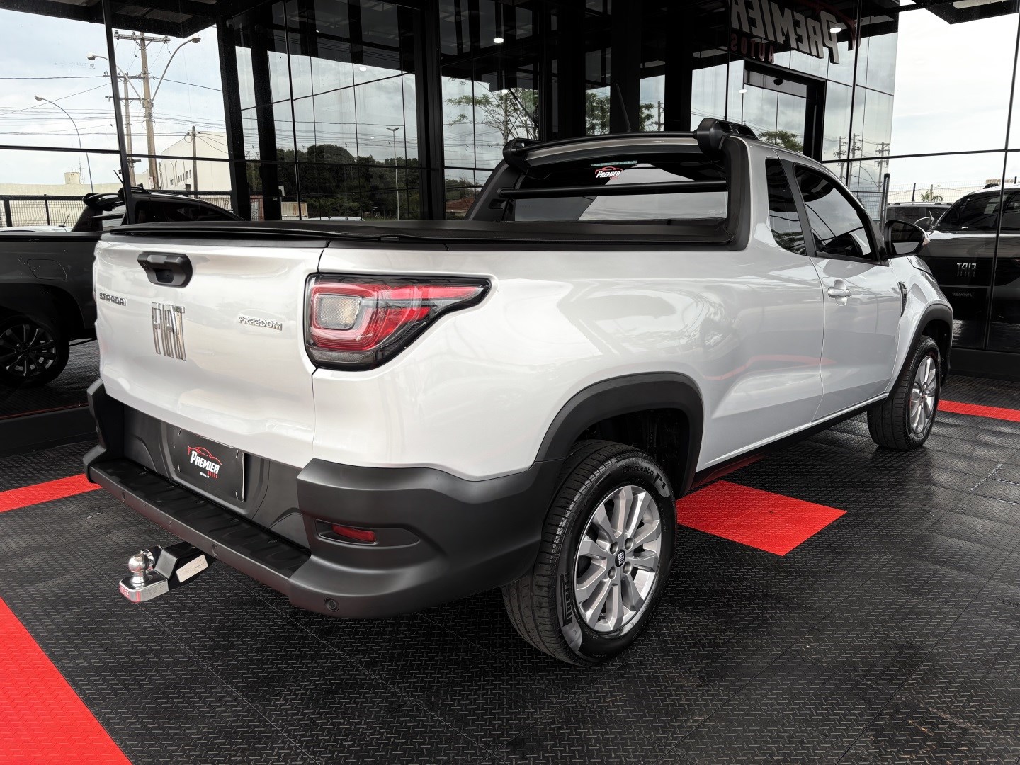Fiat Strada 1.3 Firefly Flex Freedom CS Manual — foto 8 de 12